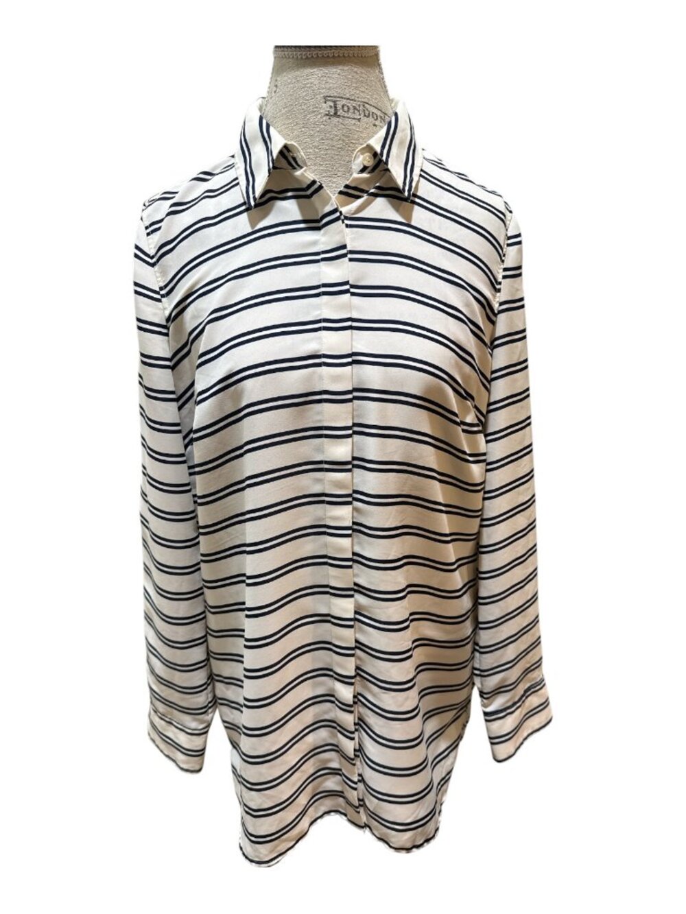 Talbots M Dark Blue & Ivory Stripe Long Roll-Tab Sleeve Collared Button Blouse